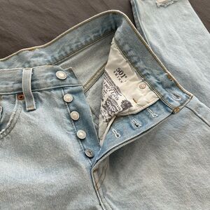 501 Levi Jeans